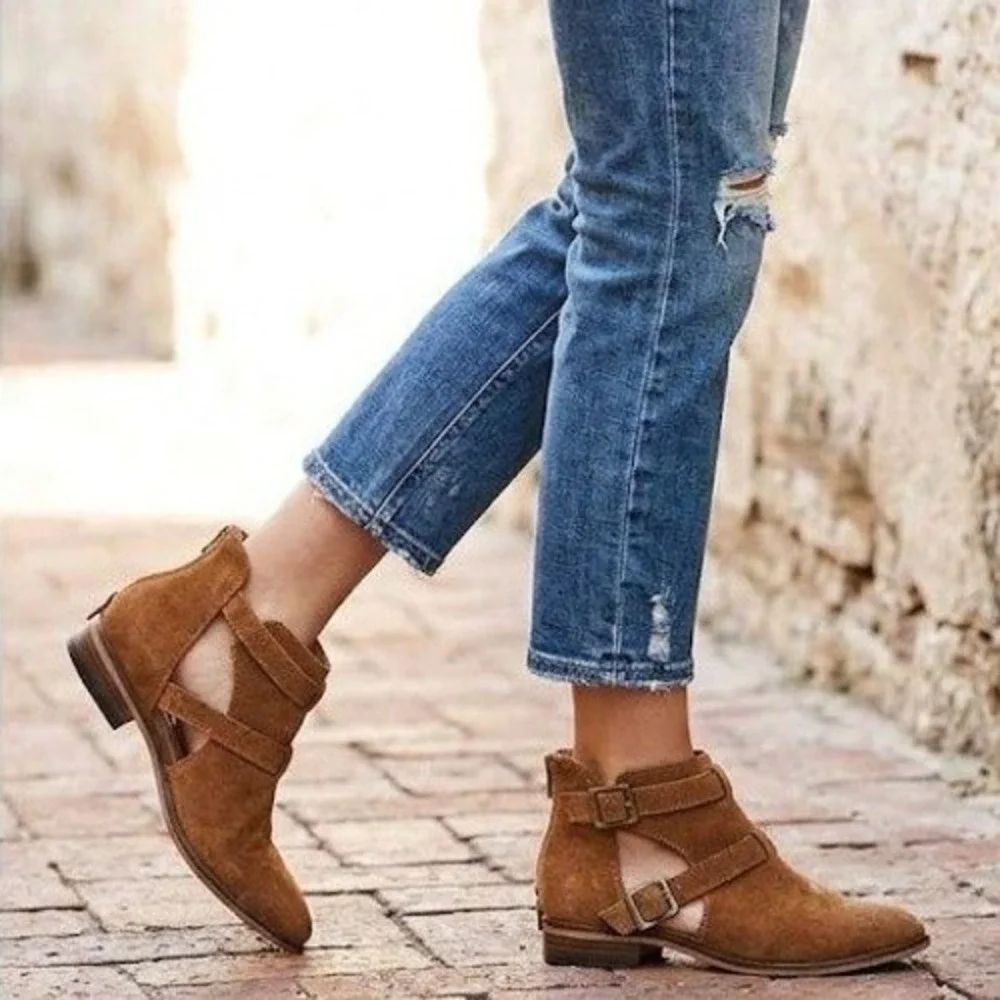 Chinese Laundry Dandie Ankle Boots 7 Brown Whiskey Suede Cutout Buckle Booties